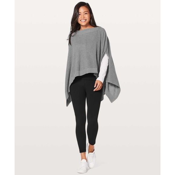 LULULEMON Forward Flow Cape Poncho Heathered Gray - Picture 4 of 9